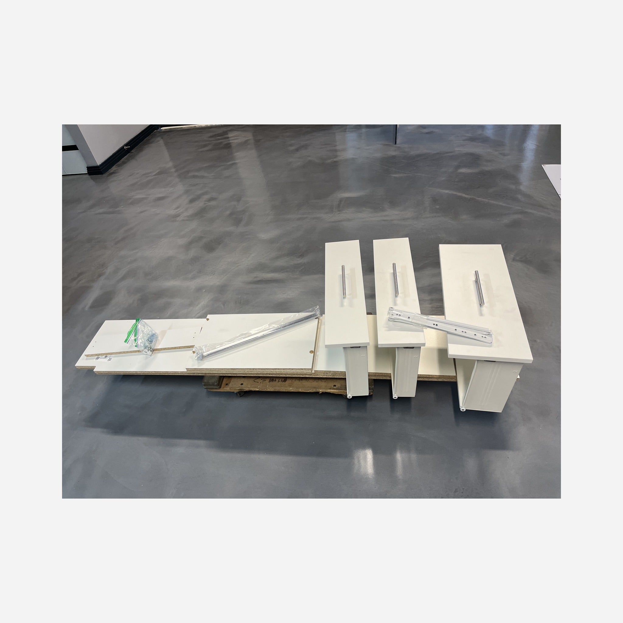 Hang & 3 Drawer Tower – 26"W × 84"H × 14"D