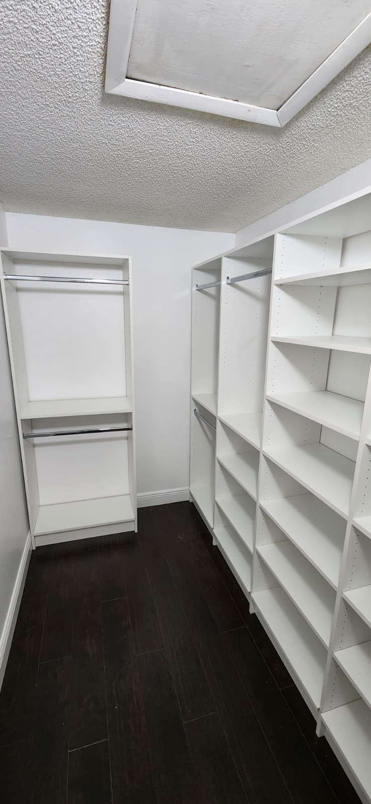 Walk-in closet